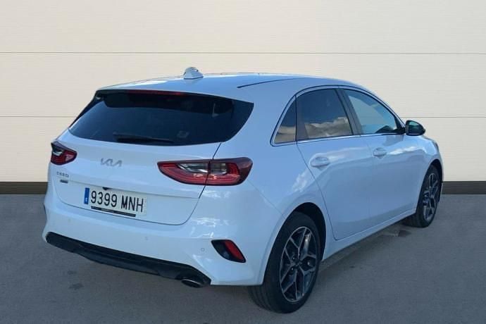 Usado Kia Ceed 136 CV (100 kW) 2024 Utilitario