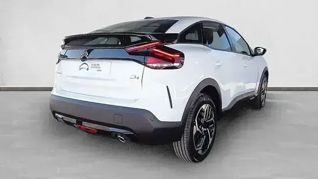 Usado Citroën C4 Feel 130 CV (95 kW) 2023 Blanco SUV
