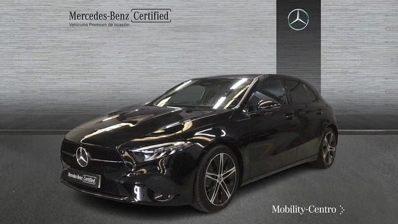 Negro noche Usado 2024 Mercedes A200 Progressive Berlina | 34.900 € (Precio justo) - Imagen 1/4