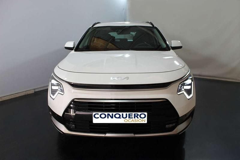 Käytetty Kia Niro 184 HP (135 kW) 2023 Valkoinen Katumaasturi