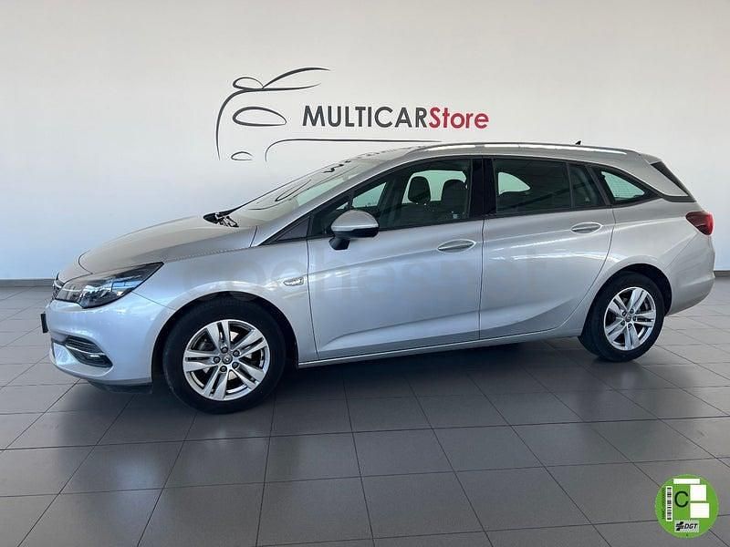 Usado Opel Astra GS Line 122 CV (89 kW) 2020 Gris / plata Familiar