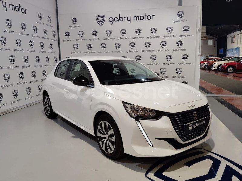 Usado Peugeot 208 Active 100 CV (73 kW) 2023 Blanco Utilitario