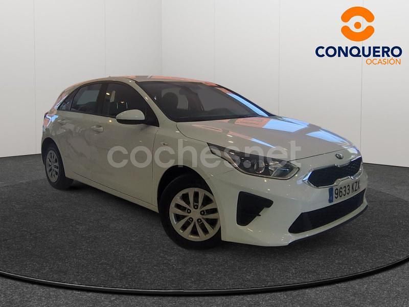 Blanco Usado 2019 Kia Ceed Berlina | 11.990 € (Buen precio) - Imagen 1/4