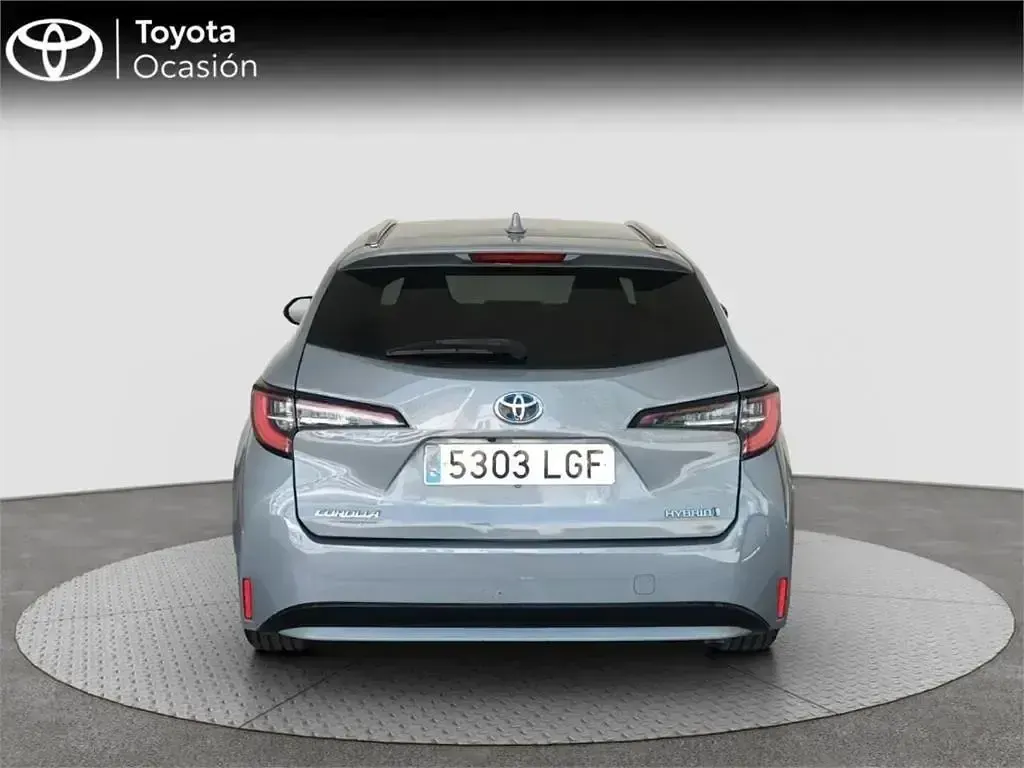 Usado Toyota Corolla Active 122 CV (89 kW) 2020 Gris Familiar