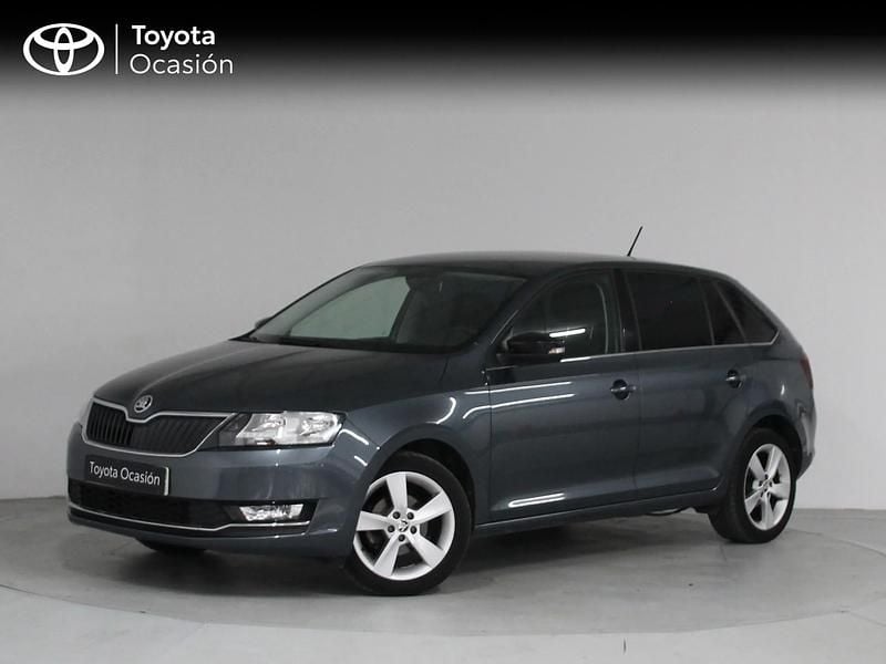 Usado Skoda Rapid 95 HP (69 kW) 2019 Cinzento Citadino