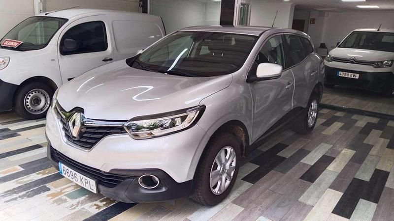 Gris Usado 2018 Renault Kadjar Zen SUV | 12.699 € (Super precio) - Imagen 1/4