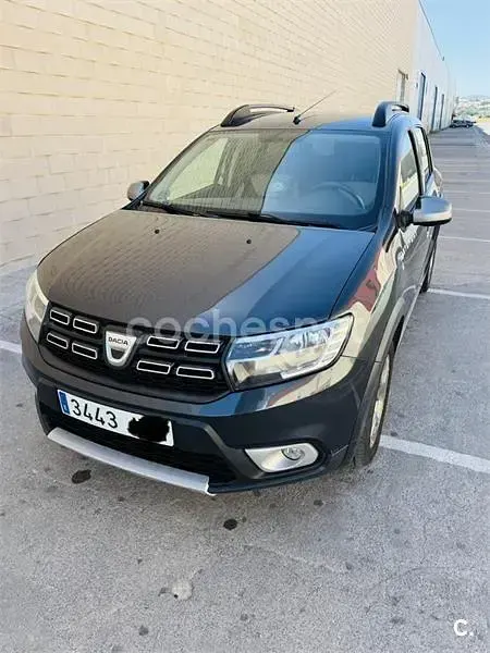 Usado Dacia Sandero Stepway 90 CV (66 kW) 2017 Negro Berlina