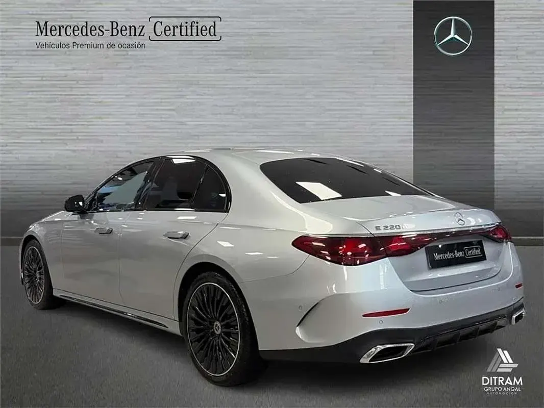 Usado Mercedes E220 197 CV (144 kW) 2025 Berlina