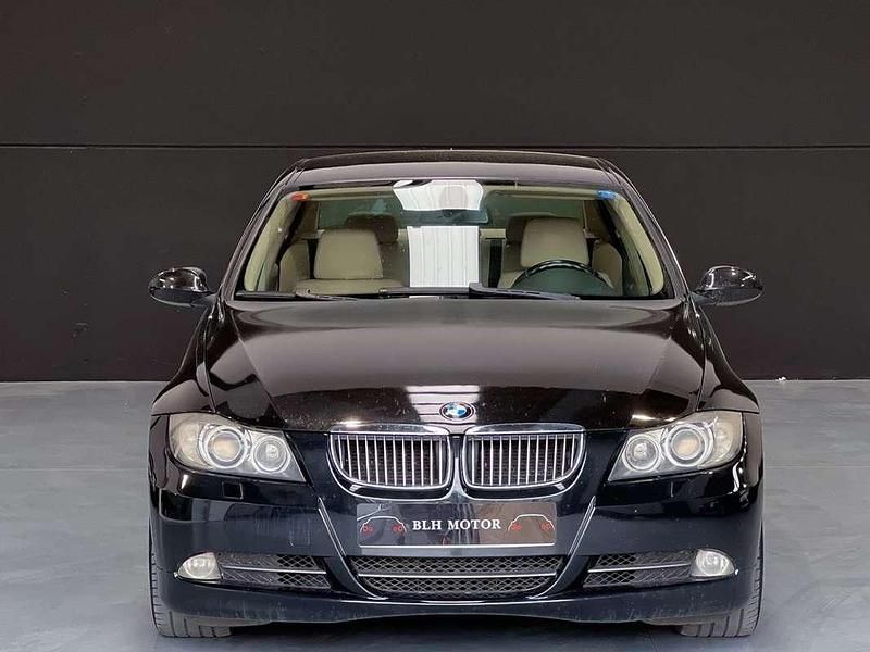 Usado BMW 330 231 CV (169 kW) 2005 Negro Berlina