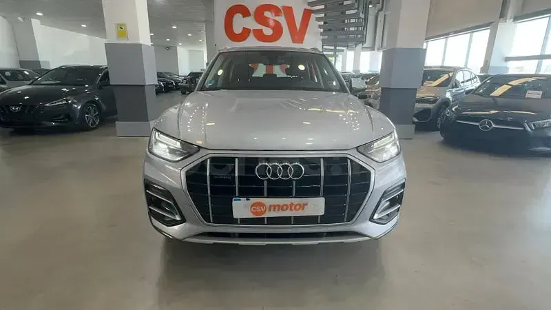 Usado Audi Q5 Advanced Plus 299 CV (219 kW) 2022 Gris / plata SUV
