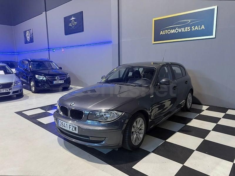 Usado BMW 118 143 CV (105 kW) 2008 Gris / plata Utilitario