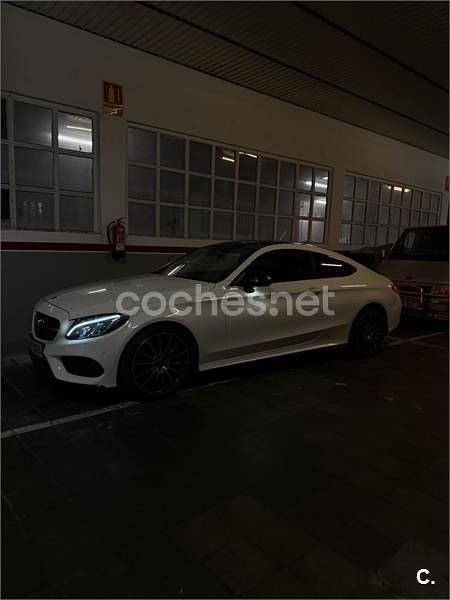 Usado Mercedes C250 AMG line 204 CV (150 kW) 2017 Blanco Coupe