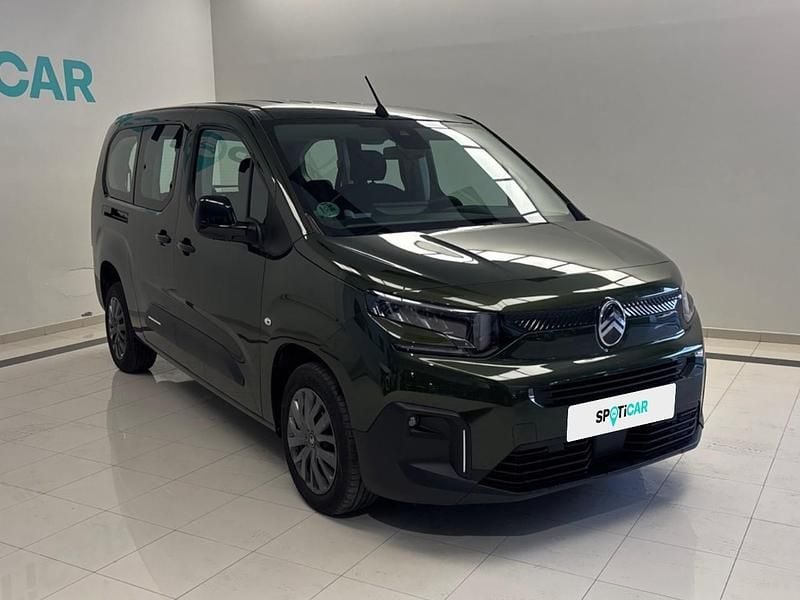 Usado Citroën Berlingo 130 CV (95 kW) 2025 Verde Monovolumen