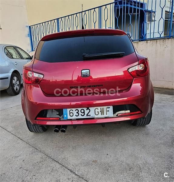 Usado Seat Ibiza SC FR 143 CV (105 kW) 2010 Rojo Utilitario
