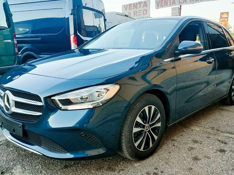 Azul Usado 2022 Mercedes B180 Monovolumen | 24.999 € (Buen precio) - Imagen 1/4