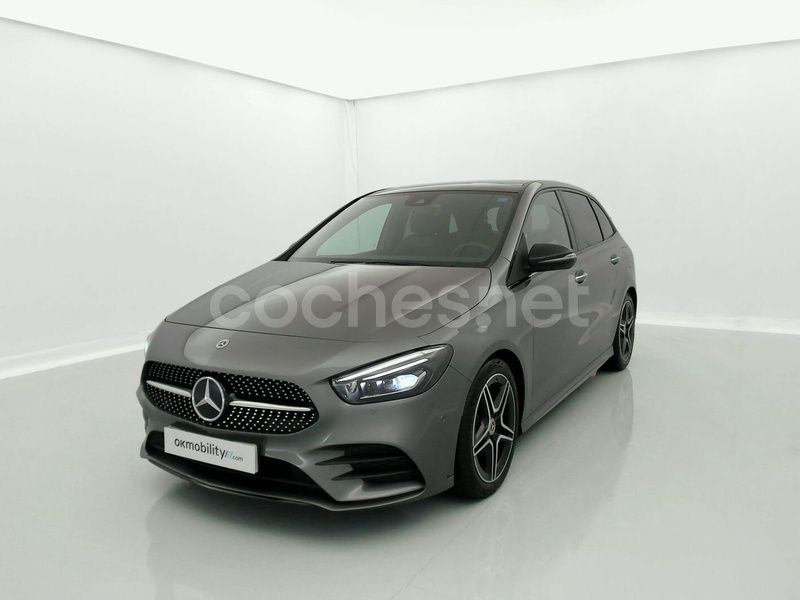 Gris / plata Usado 2022 Mercedes B200 Monovolumen | 28.900 € (Precio justo) - Imagen 1/4