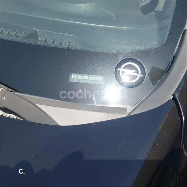 Usado Opel Antara Cosmo 150 CV (110 kW) 2007 Negro SUV