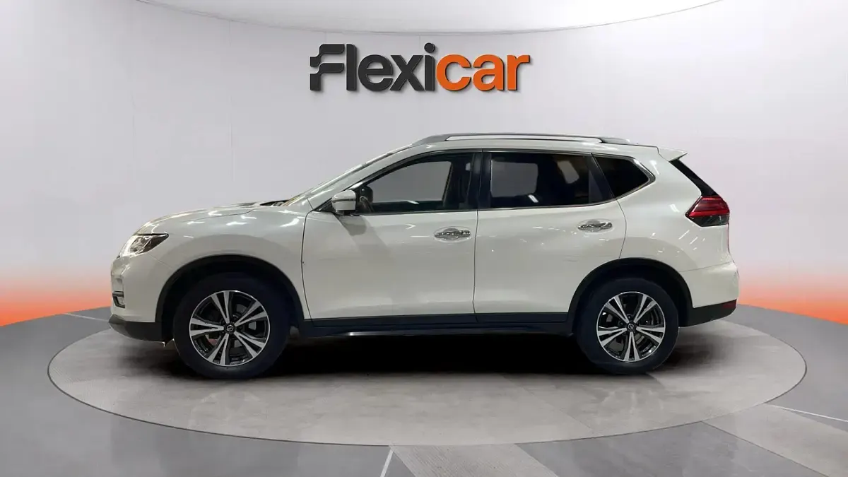 Usado Nissan X-Trail N-Connecta 163 CV (119 kW) 2018 Blanco SUV