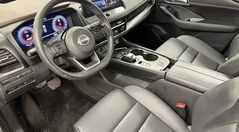 Usado Nissan X-Trail Tekna+ 158 CV (116 kW) 2024 Skyline grey SUV
