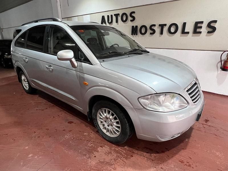 Usado SsangYong Rodius Limited 165 CV (121 kW) 2009 Monovolumen