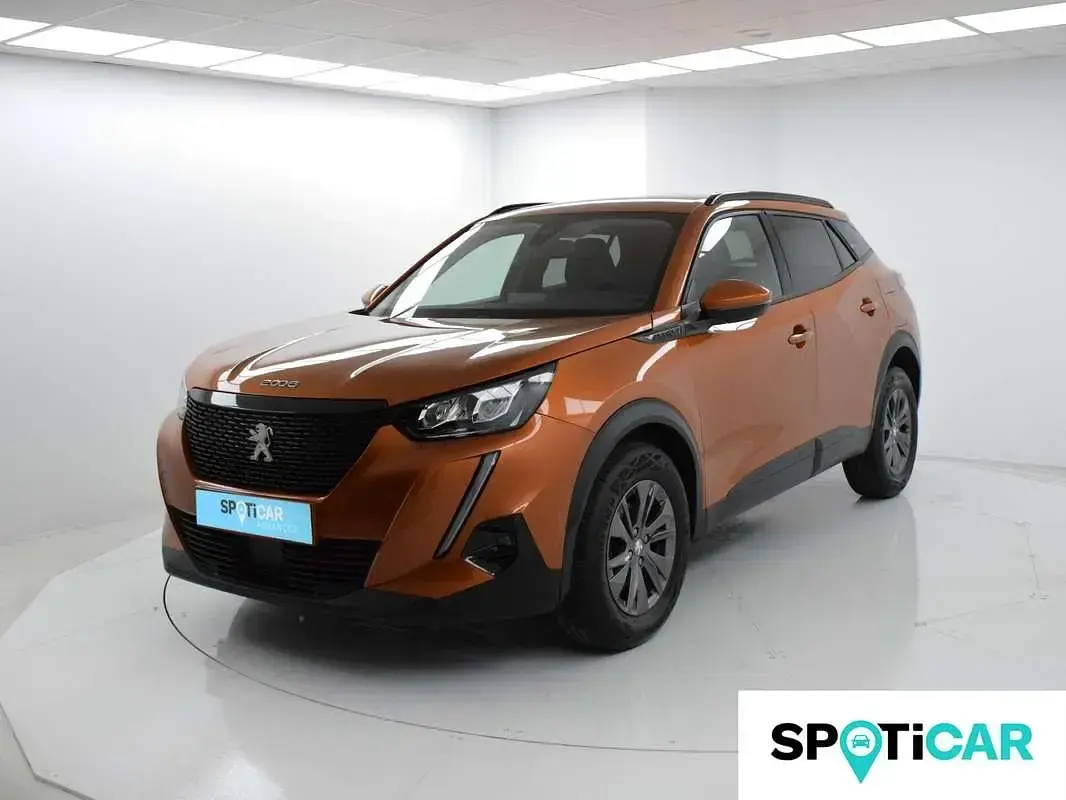 Usado Peugeot 2008 Style 101 CV (74 kW) 2021 Naranja SUV