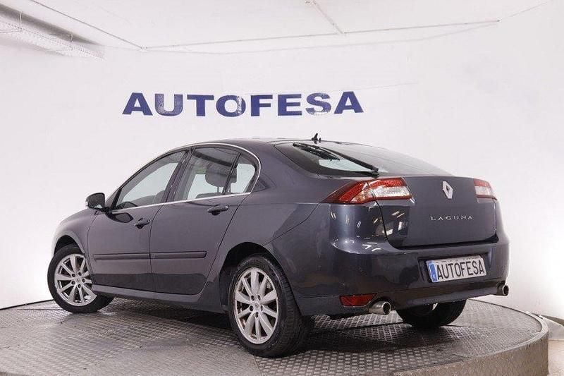 Usado Renault Laguna III Dynamique 130 CV (95 kW) 2013 Gris