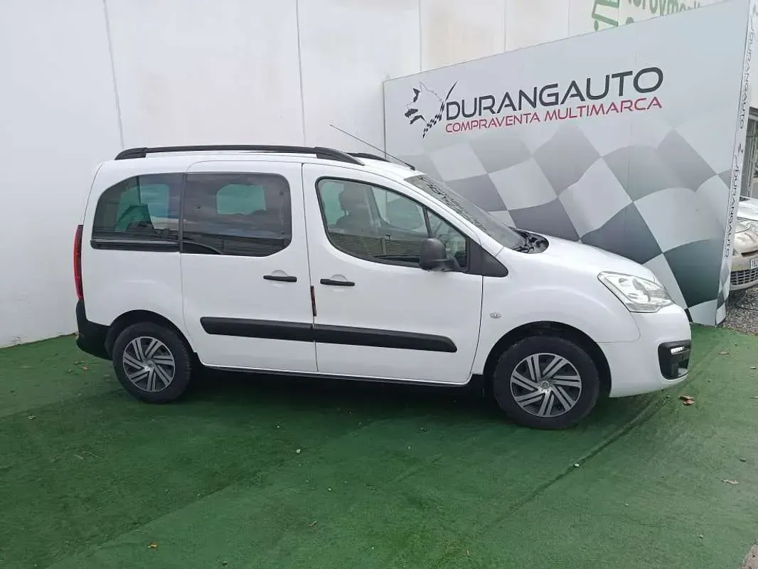 Usado Citroën Berlingo 99 CV (72 kW) 2017 Blanco Monovolumen