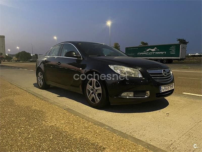 Negro Usado 2011 Opel Insignia Edition Berlina | 5500 € (Precio justo) - Imagen 1/4