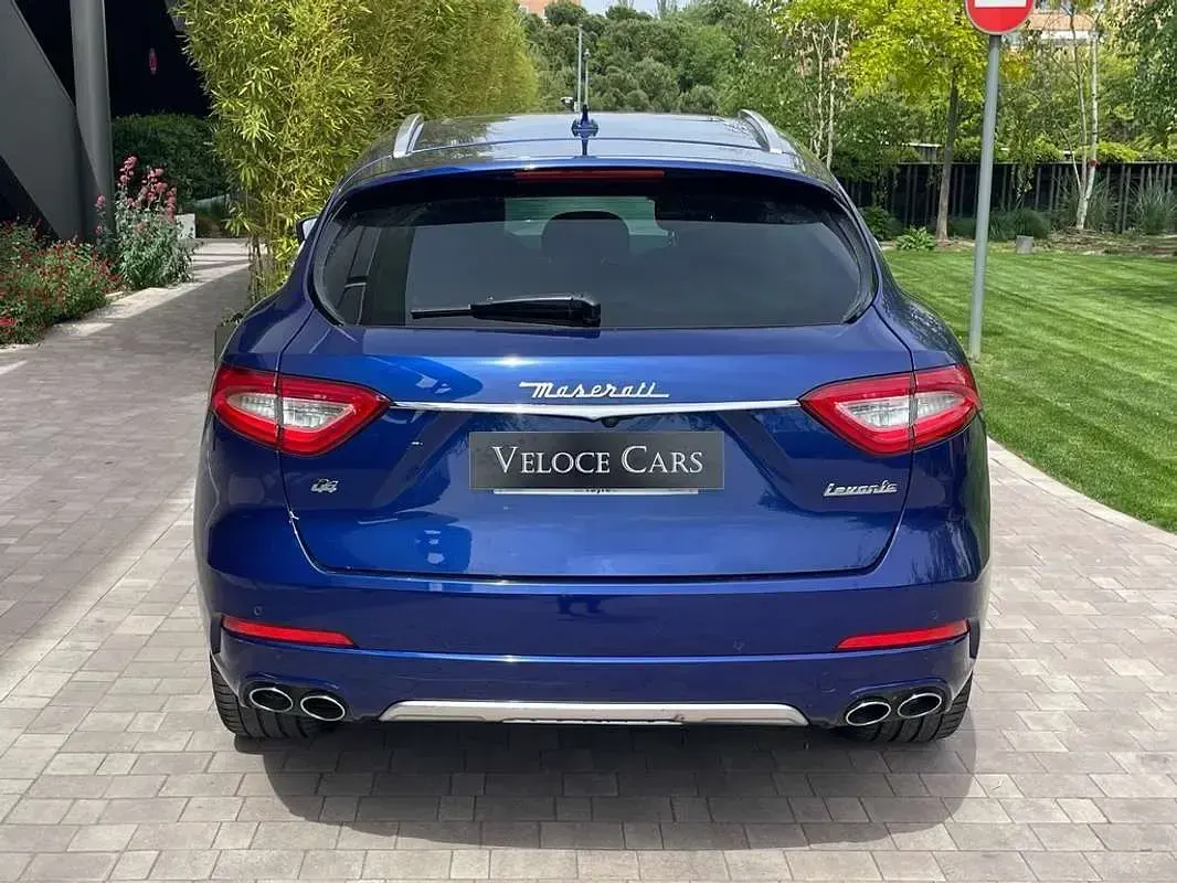 Usado Maserati Levante GranLusso 349 CV (256 kW) 2019 Beige SUV