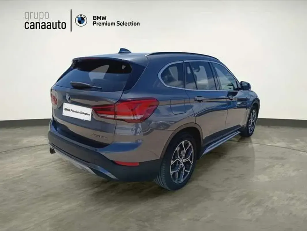Usado BMW X1 Comfort Edition 220 CV (161 kW) 2020 Gris SUV