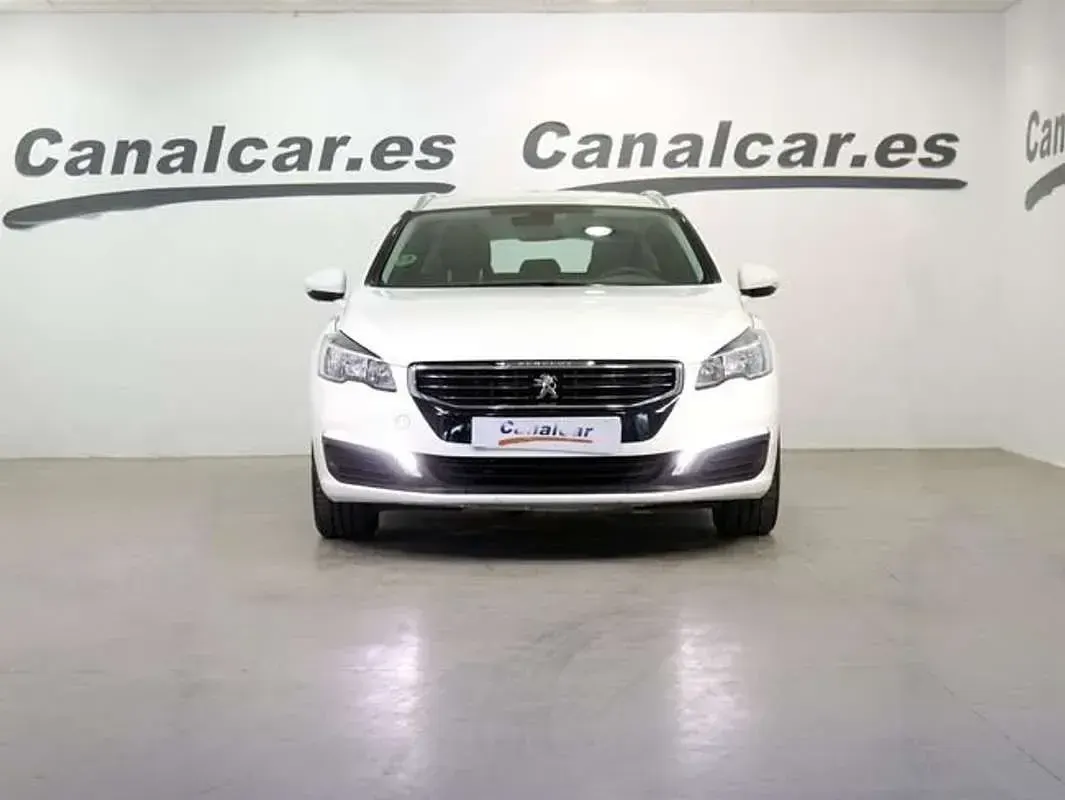 Usado Peugeot 508 SW Active 120 CV (88 kW) 2017 Blanco Familiar