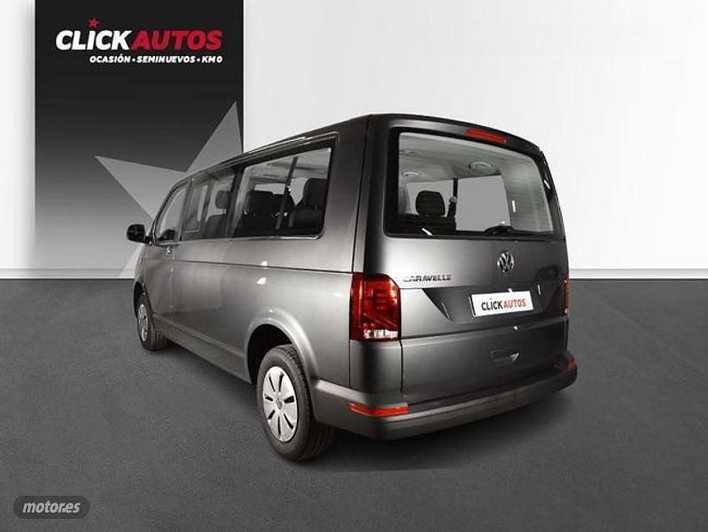 Usado VW Caravelle 150 CV (110 kW) 2024 Gris / plata Monovolumen