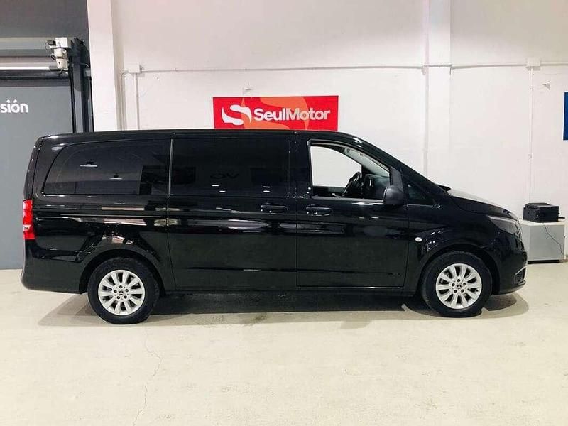 Usado Mercedes Vito 163 CV (119 kW) 2023 Negro Van