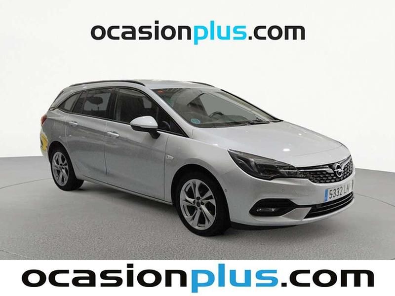 Usado Opel Astra Ultimate 145 CV (106 kW) 2021 Plateado Familiar