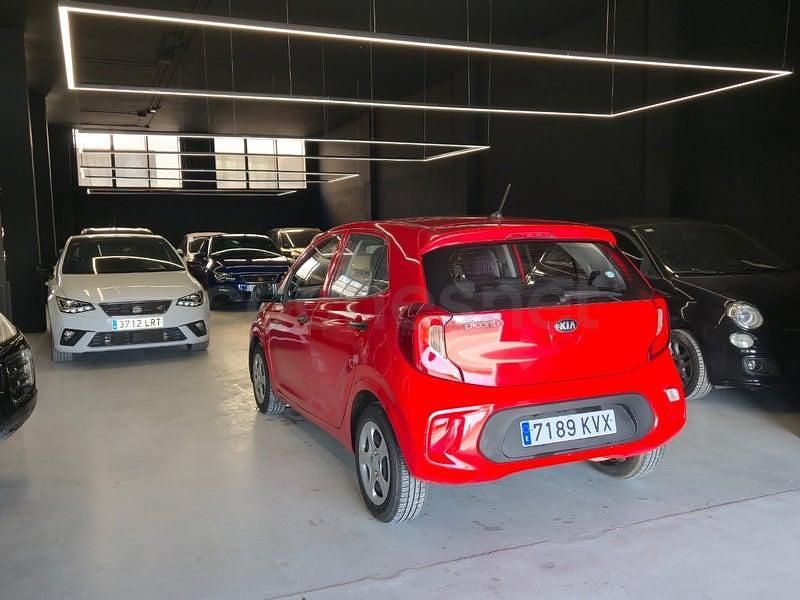 Usado Kia Picanto 67 CV (49 kW) 2019 Rojo Utilitario