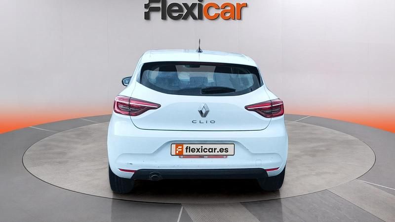 Używany Renault Clio V Business 100 KM (73 kW) 2021 Biały Sedan/Limuzyna