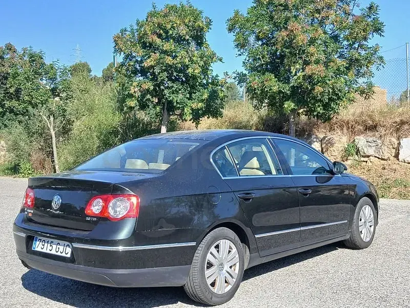 Usado VW Passat Highline 140 CV (102 kW) 2008 Verde Berlina
