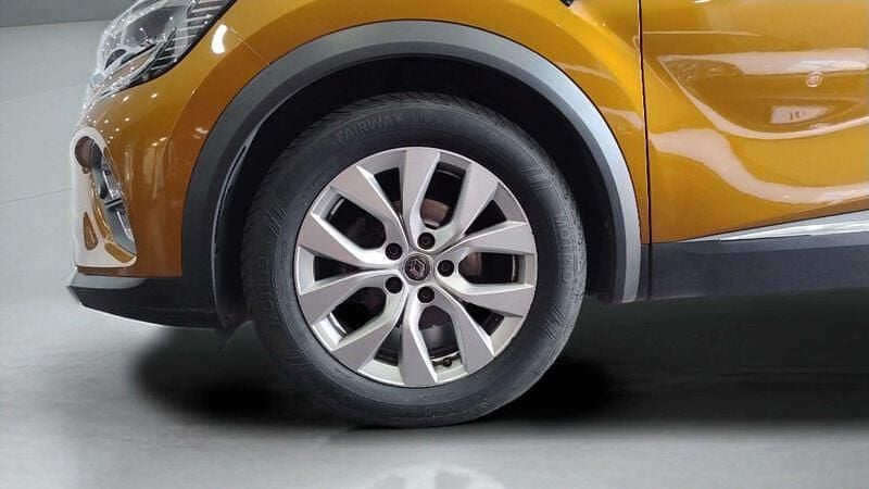 Usado Renault Captur Zen 115 CV (84 kW) 2020 Naranja SUV