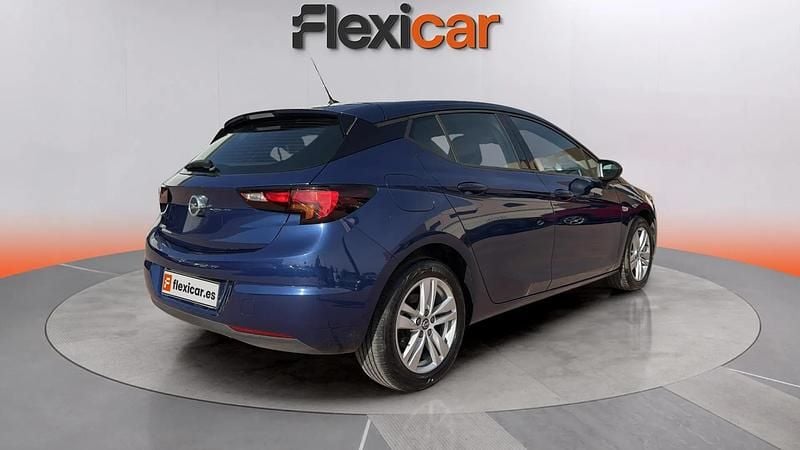 Usado Opel Astra Business Elegance 130 CV (95 kW) 2020 Azul Berlina