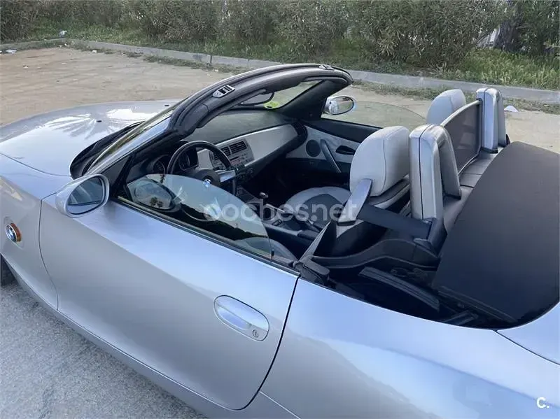 Usado BMW Z4 170 CV (125 kW) 2004 Gris / plata Descapotable