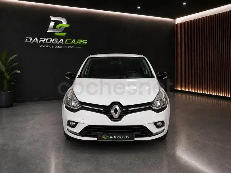 Usado Renault Clio IV LIMITED 76 CV (55 kW) 2019 Blanco Berlina