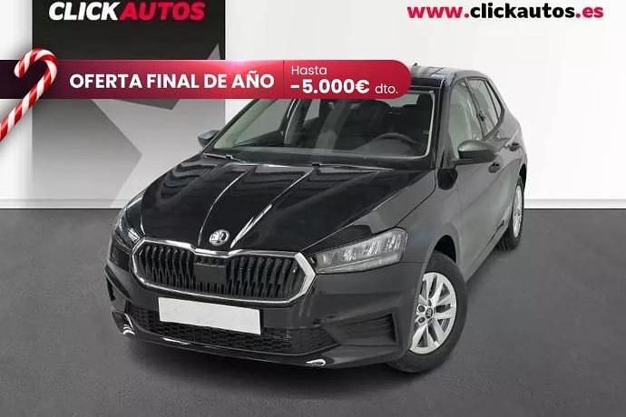 Usado Skoda Fabia Essence 95 CV (69 kW) 2025 Plata