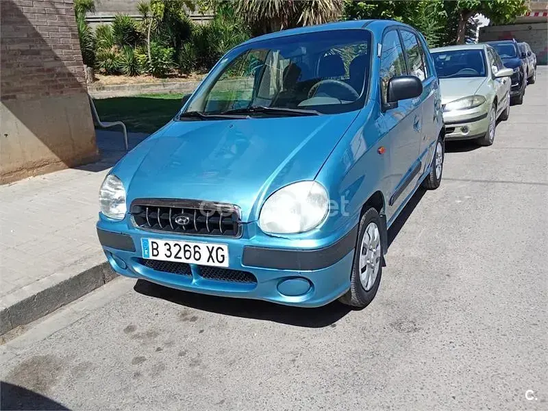 Usado Hyundai Atos GLS 55 CV (40 kW) 2002 Azul Utilitario