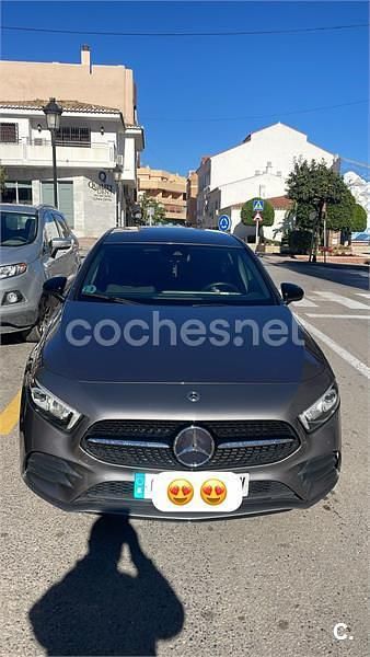 Usado Mercedes A180 116 CV (85 kW) 2020 Gris / plata Berlina