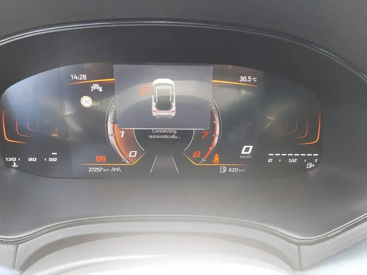 Usado Seat Arona Xperience 116 CV (85 kW) 2025 Negro SUV