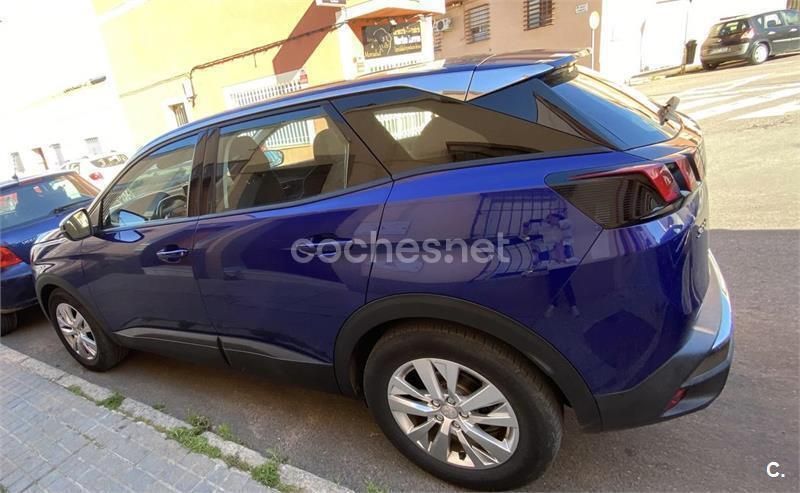Usado Peugeot 3008 Active 130 CV (95 kW) 2017 Azul SUV