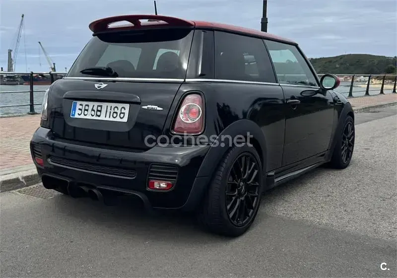 Usado Mini John Cooper Works 211 CV (155 kW) 2013 Negro Utilitario