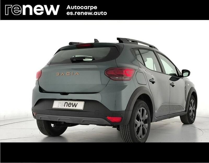 Usado Dacia Sandero Extreme 100 CV (73 kW) 2025 Verde Berlina
