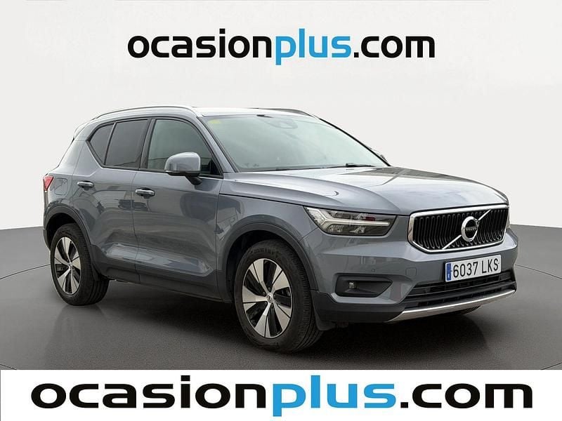 Usado Volvo XC40 Momentum 163 CV (119 kW) 2020 Gris SUV