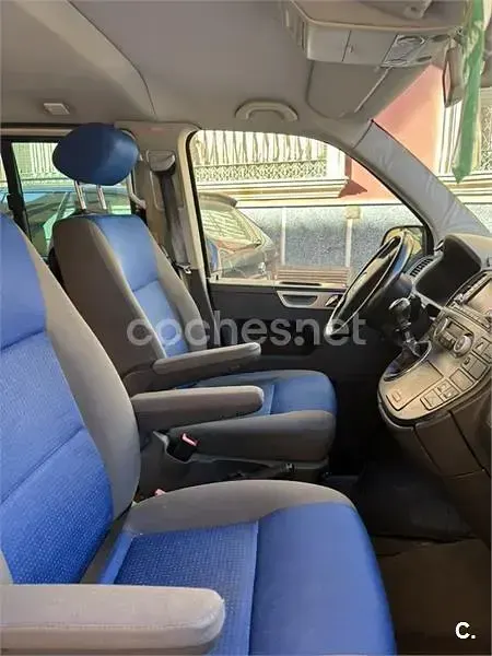 Usado VW Multivan Comfortline 130 CV (95 kW) 2004 Negro Monovolumen